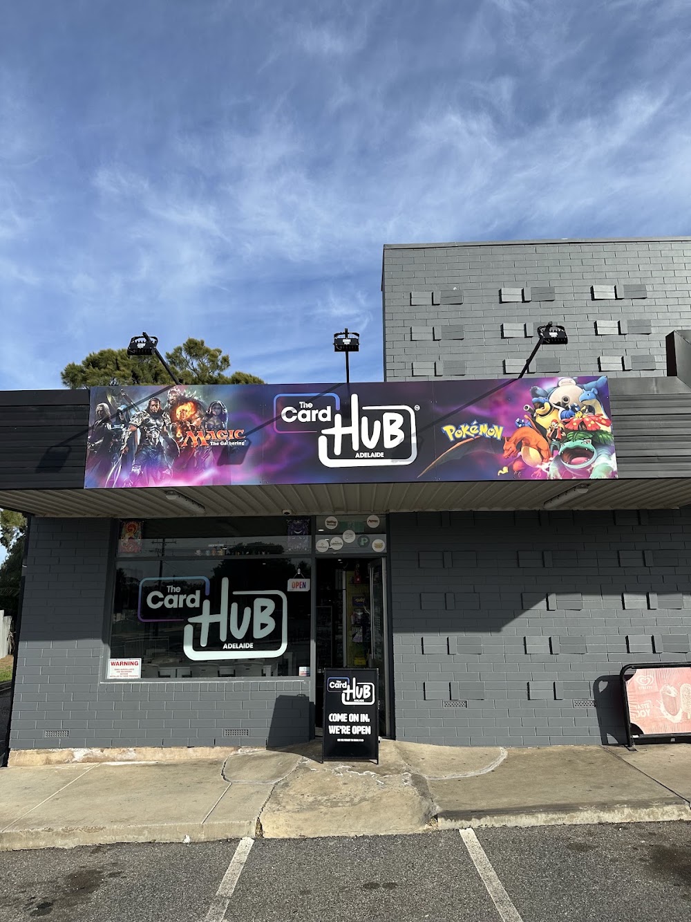 The Cardhub Adelaide, tienda de TCG en Christies Beach