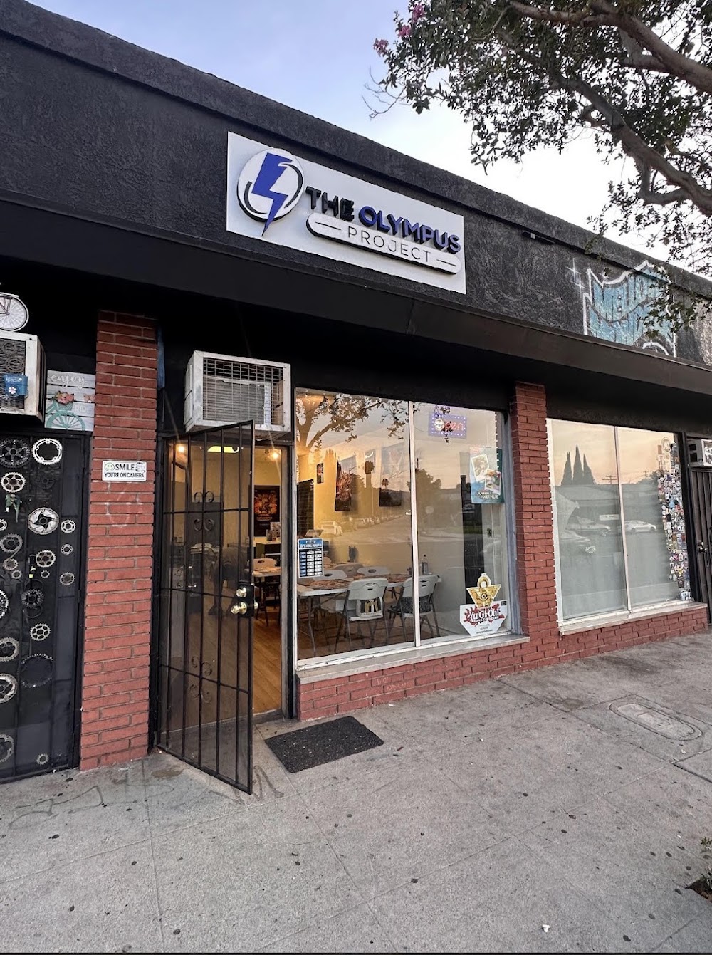 The Olympus Project, tienda de TCG en Whittier
