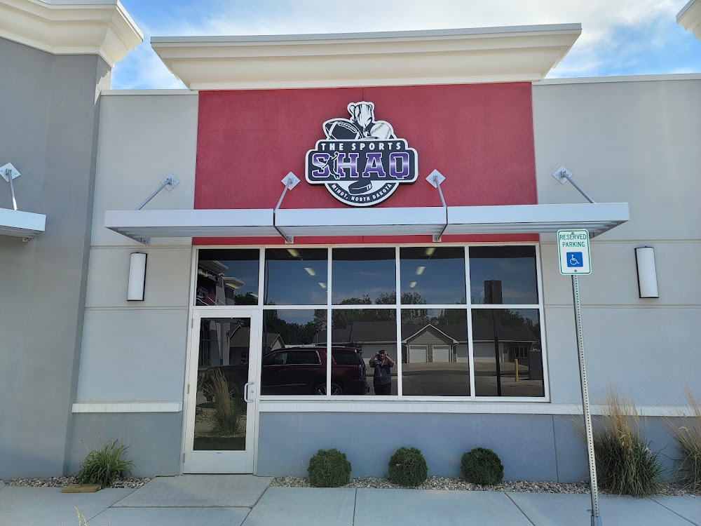 The Sports Shaq, tienda de TCG en Minot