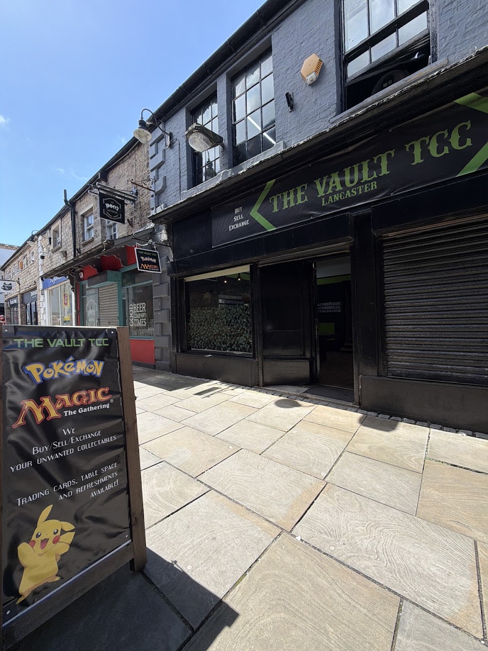 The Vault TCC, tienda de TCG en Lancaster
