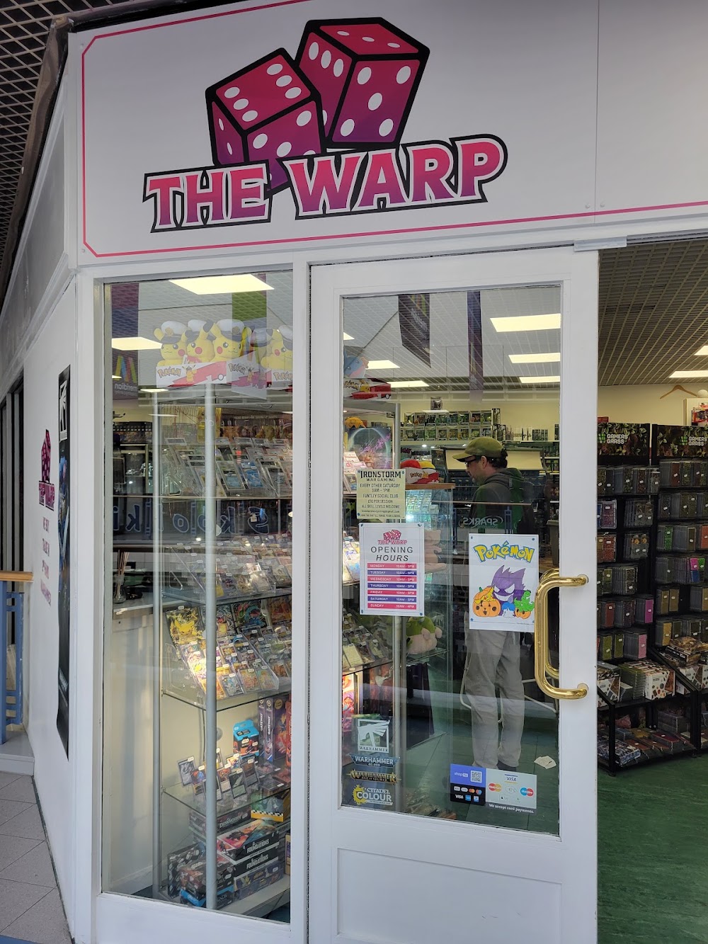 THE WARP LTD, tienda de TCG en Havant