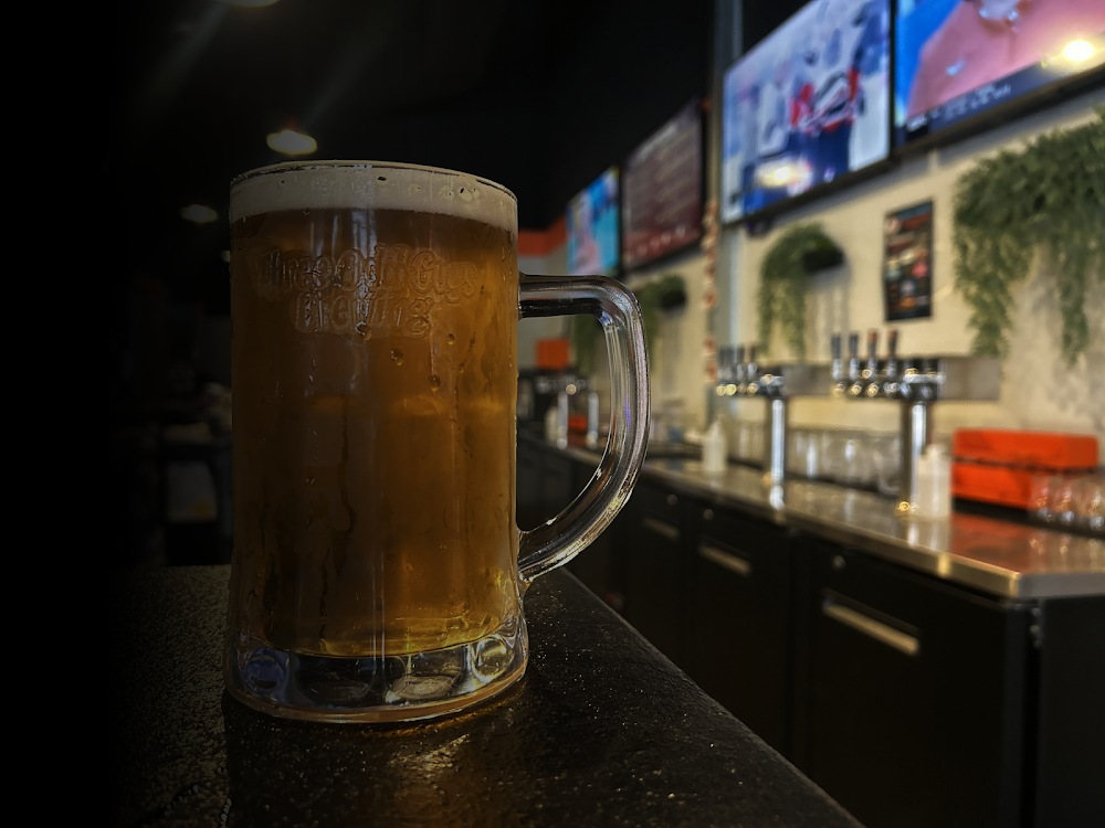 Three Odd Guys Brewing, tienda de TCG en Longwood