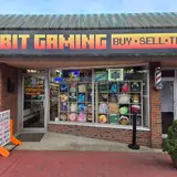 8-Bit Gaming, tienda de TCG en Derry