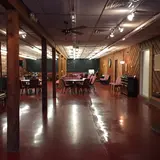 Aces and Eagles "The Office", tienda de TCG en Washington
