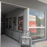 AJs Place, tienda de TCG en Warwick
