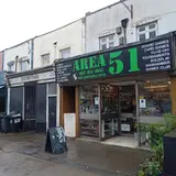 Area51, tienda de TCG en Bristol