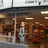 Astora Cómics, tienda de TCG en Santiago de Compostela