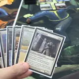 Basic Mountain Games, tienda de TCG en Ocala