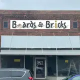 Boards & Bricks, tienda de TCG en Osseo