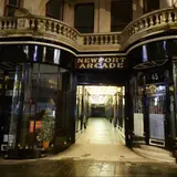 Brown Bear Games, tienda de TCG en Newport