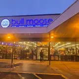 Bull Moose, tienda de TCG en Salem
