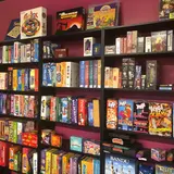CARD'S BOARD GAME CAFE, tienda de TCG en Grande Prairie