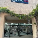 Chrono Toys, tienda de TCG en San Diego