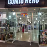 Comic Hero University, tienda de TCG en Montclair
