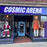 Cosmic Arena, tienda de TCG en Shorewood