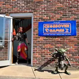 Crossover Games, tienda de TCG en Malone