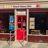 D20 Board Game Café, tienda de TCG en Watford
