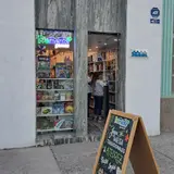DeMente Games, tienda de TCG en Ñuñoa
