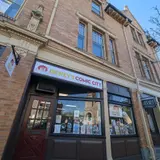 DEWEY'S COMIC BOOK CITY!, tienda de TCG en Madison