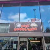 Dice & Dumplings, tienda de TCG en Southampton