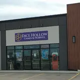 Dice Hollow Games and Hobbies, tienda de TCG en Warman