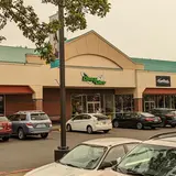 Discs & Dice, tienda de TCG en Troutdale