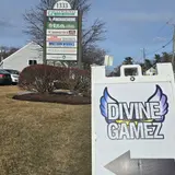 Divine Gamez, tienda de TCG en Walpole