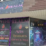 Divine Realm, tienda de TCG en Elyria