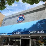 DJ's Collectible Shoppe, tienda de TCG en Hanford