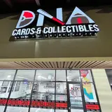 DNA Cards & Collectibles, tienda de TCG en Phoenix