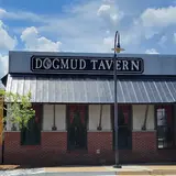 Dogmud Tavern, tienda de TCG en Ridgeland