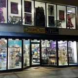 DreamDaze Comics Fun & Games, tienda de TCG en Wilson