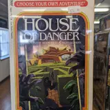 Dungeons & Dugouts, tienda de TCG en Gillette