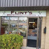 Flint's, tienda de TCG en Kitchener