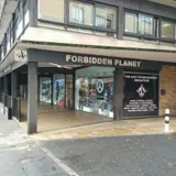 Forbidden Planet Bristol, tienda de TCG en Bristol
