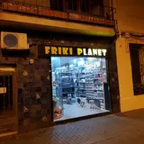 FRIKIPLANET, tienda de TCG en Badalona
