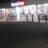 GameStop - 0774 - T.J. Maxx Plaza, tienda de TCG en Manchester