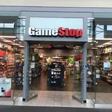 GameStop - 1949 - Mayfair Mall, tienda de TCG en Milwaukee