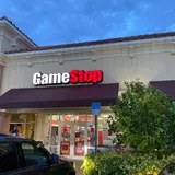 GameStop #3698, tienda de TCG en Miami