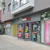 GameStop - 3878 - Wilshire & Vermont, tienda de TCG en Los Angeles