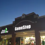 GameStop - 390 - Largo, tienda de TCG en Largo