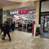 GameStop - 4592 - Governors Square Clarksville, tienda de TCG en Clarksville