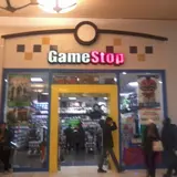 GameStop - 4618 - Queens Center Adjacent, tienda de TCG en Elmhurst