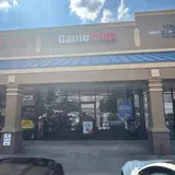 GameStop - 5715 - Westside Village, tienda de TCG en Fayetteville