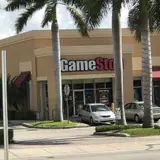 GameStop - 6001 - Edison Marketplace, tienda de TCG en Miami