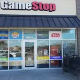 GameStop #6041, tienda de TCG en D'Iberville