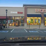 GameStop - 6204 - White Oak Village, tienda de TCG en Henrico