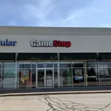 GameStop - 6614 - Westbend, tienda de TCG en West Bend