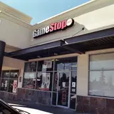 GameStop - 877 - Greentree Plaza, tienda de TCG en Everett