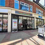 GZONE, tienda de TCG en Worthing